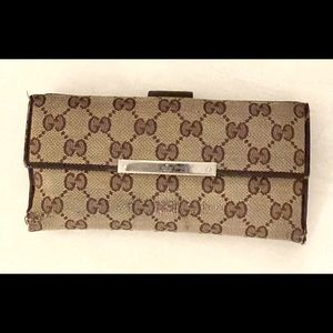 Authentic Gucci long wallet